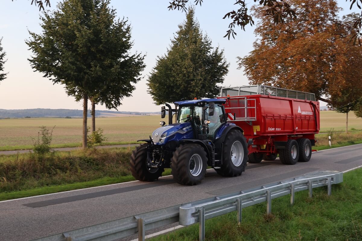 La terza gamma della nuova trasmissione Auto Command migliora anche le prestazioni in trasporto dei T7 SWB